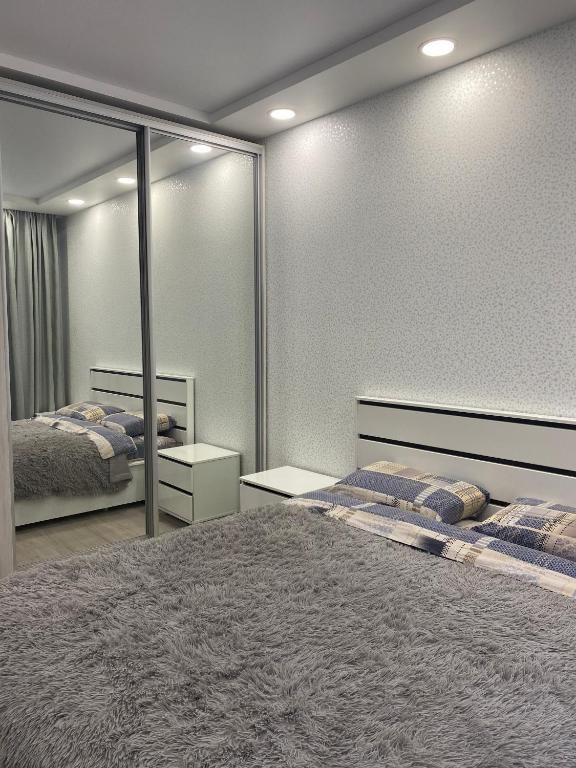 Апартаменты Современная студия с отдельной спальней с видом на Versal Park Ирпень