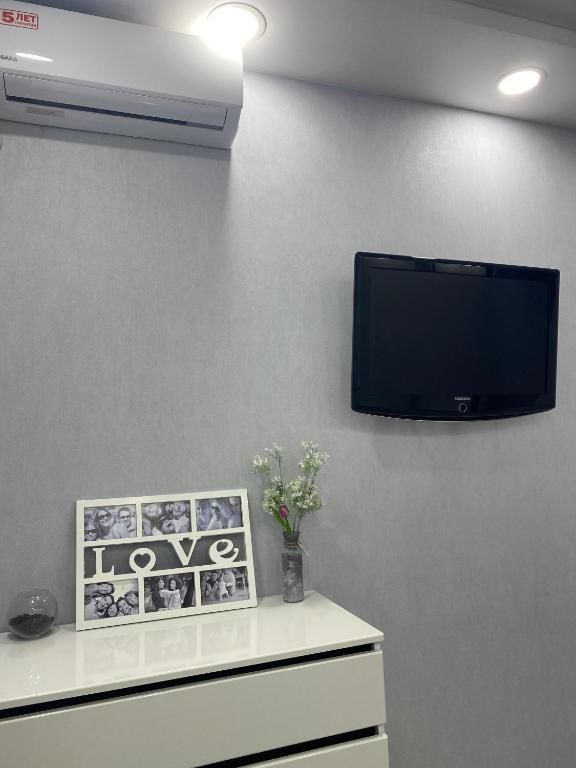 Апартаменты Современная студия с отдельной спальней с видом на Versal Park Ирпень