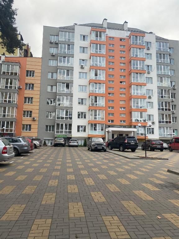 Апартаменты Современная студия с отдельной спальней с видом на Versal Park Ирпень